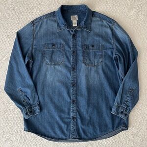 L.L. Bean Classic Blue Lakewashed Denim Shirt Button Down Men’s XL 505638
